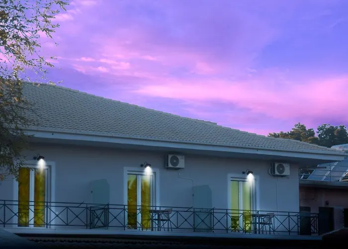Ariadni Apartmanhotel 3*